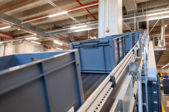 EUROTEC containers at uvex warehouse
