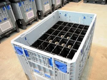 Rotor blade transport container